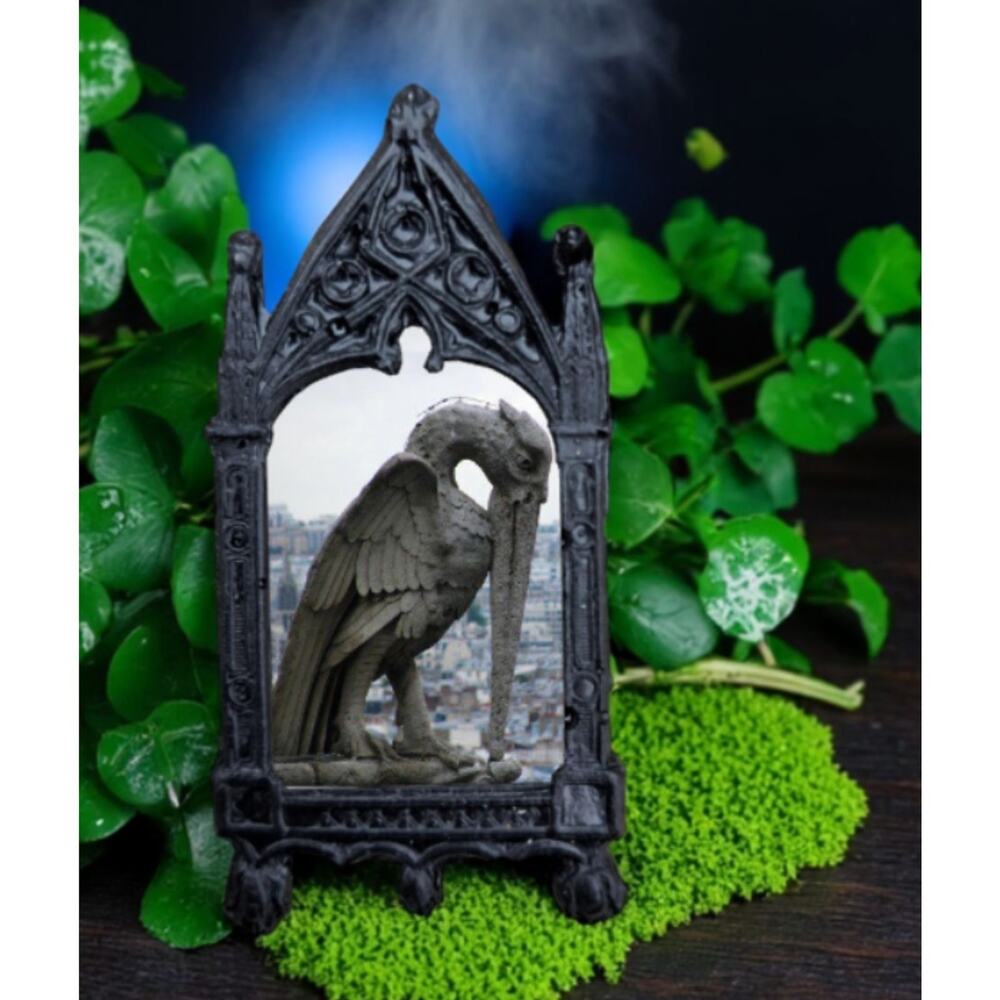 Pelican Sculpture Pin Black Arch Cathedral Gothic Home Accessory